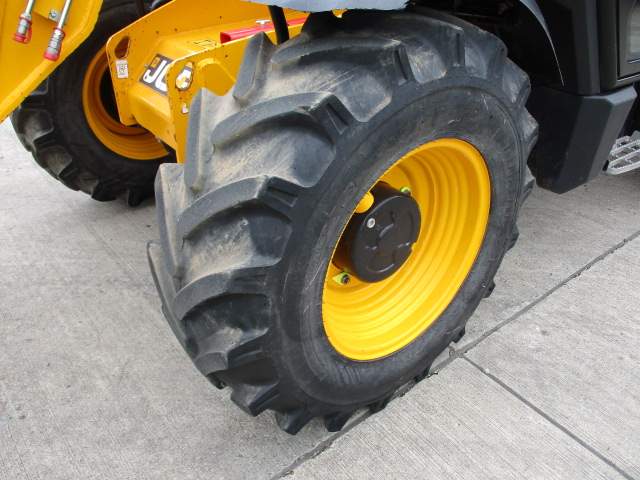 Afbeelding JCB 531-70 (926)